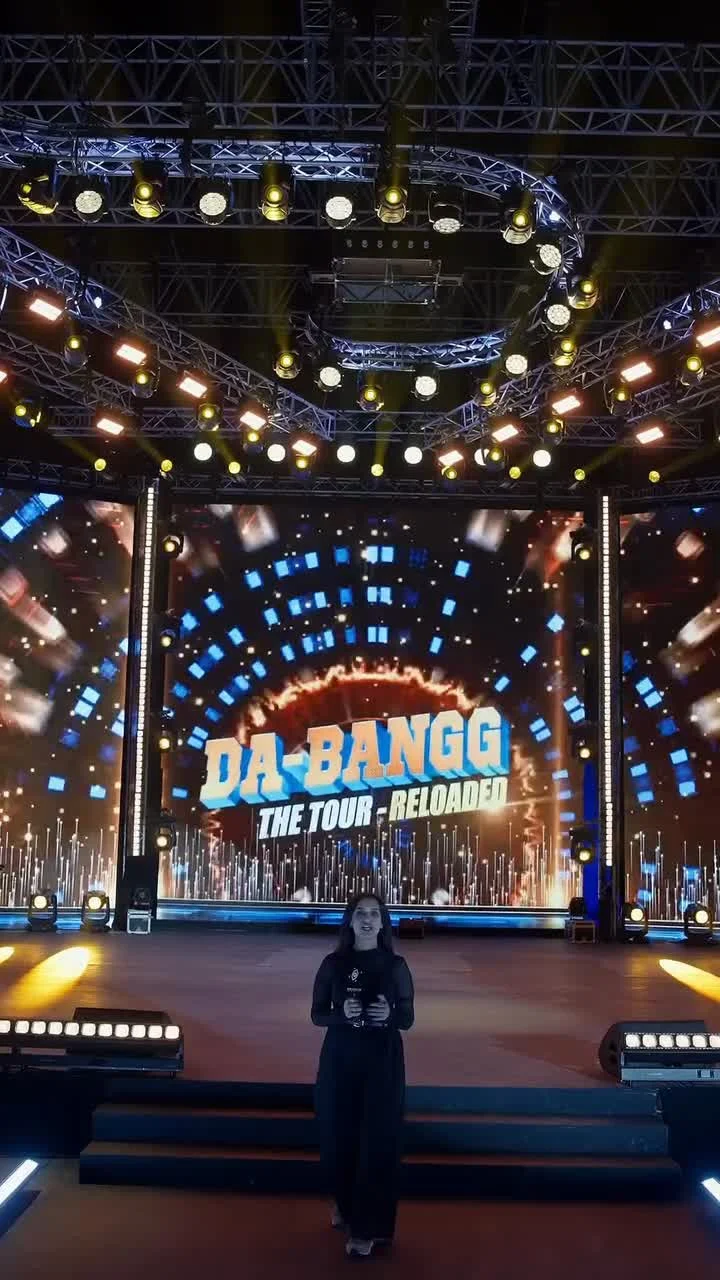 Da-Bangg Live Show — The scale, atmosphere and energy of a live performance.